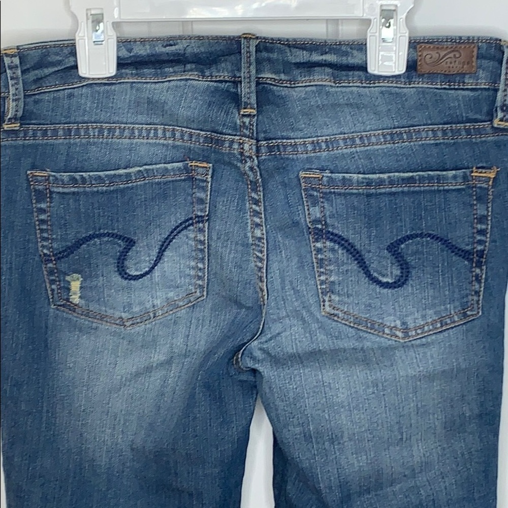 REFUGE•JEANS - Picture 6 of 9